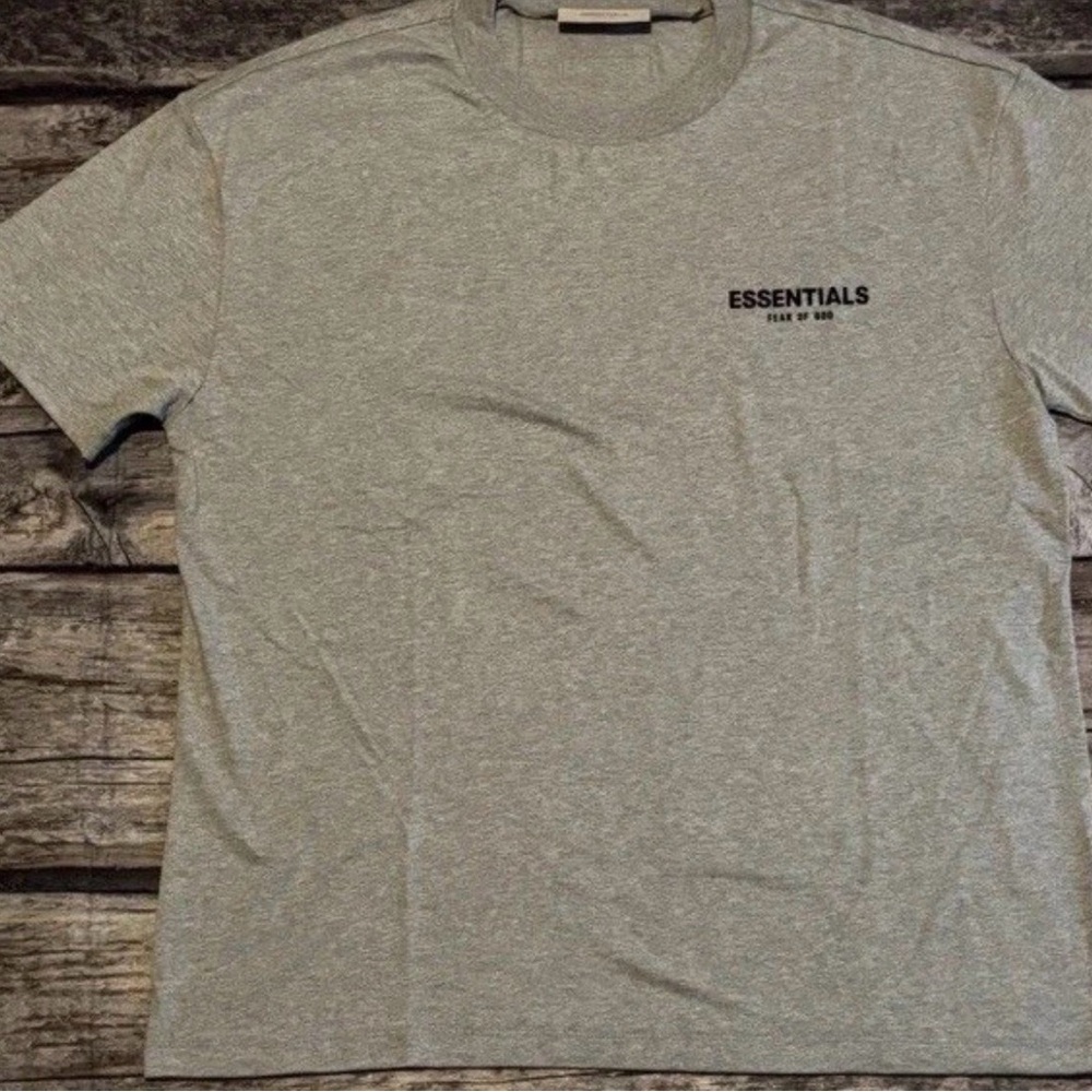 NEW Fear Of God Essentials T-Shirt Dark  Oatmeal Mens Size Xs - Picture 2 of 4